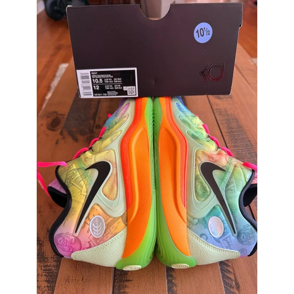 Nike while kevin